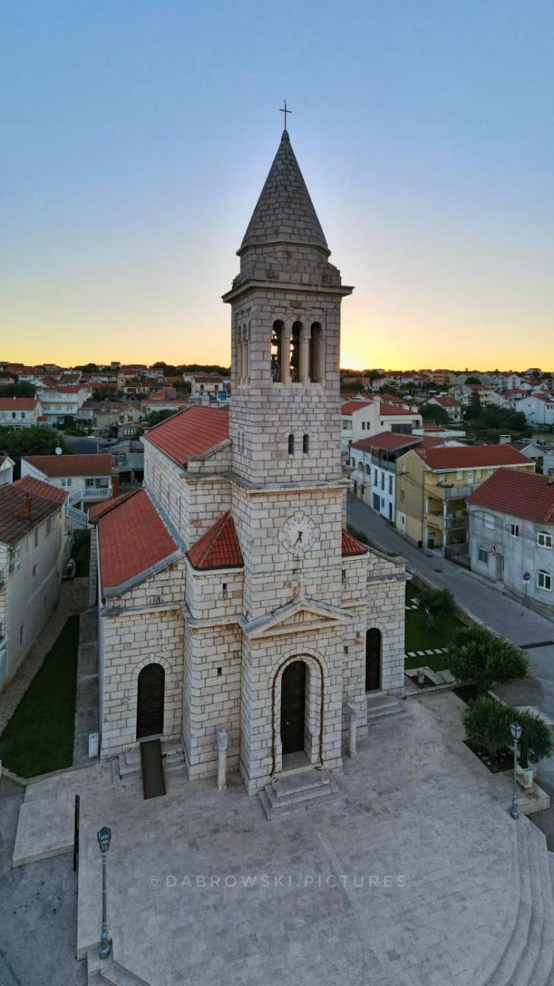Apartments Luka Pakoštane Esterno foto