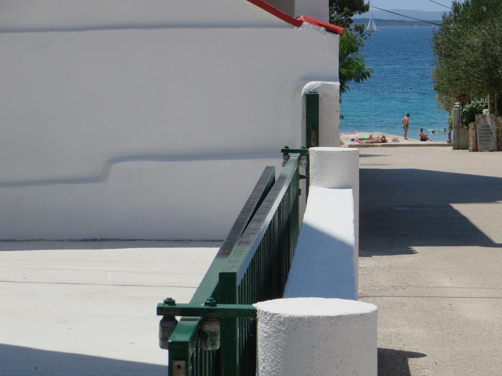 Apartments Luka Pakoštane Esterno foto